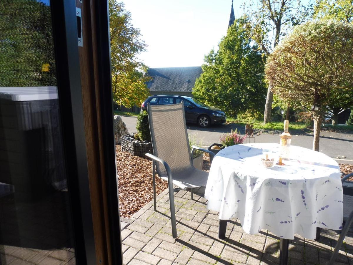 Die Ferienwohnungen Dominik Horath Exterior foto